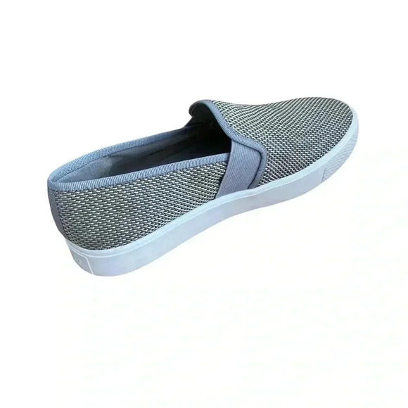 VINCE Blair Perforated Slip On Sneaker Size 6.5 Casual Comfort Classic - Picture 2 of 9